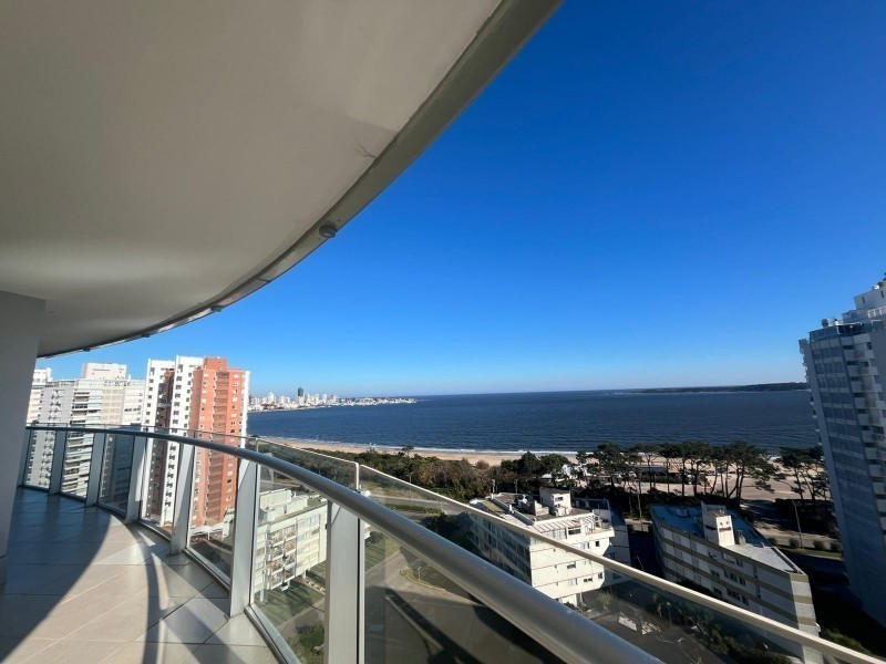 Apartamento en venta de 3 dormitorios en Mansa